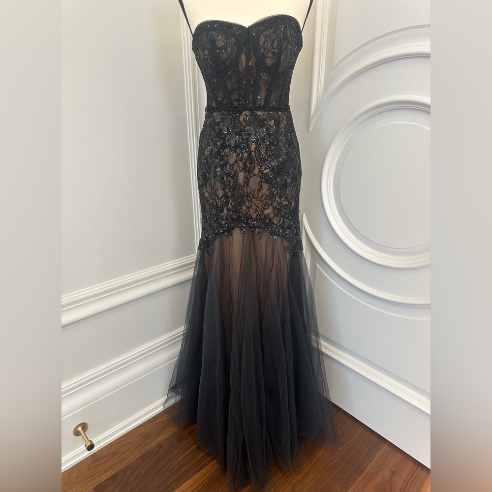 Black Formal Sequin Lace Mesh Galina Signature Strapless Corset Gown (Size 2)